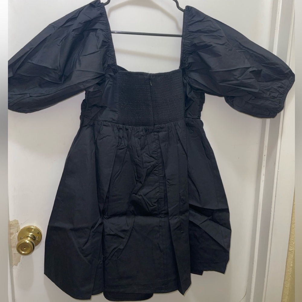 Babydoll puff sleeve dress NWT